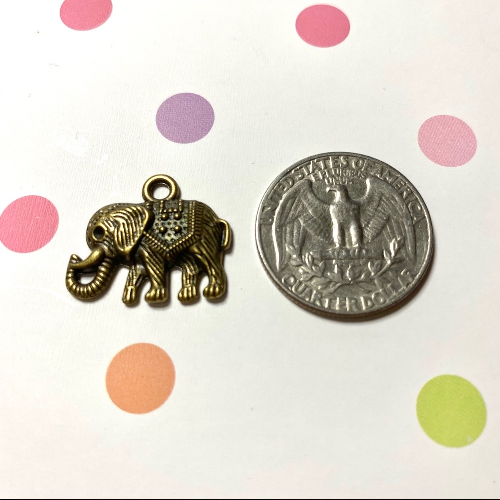 Elephant Pendant Charm, Antique Bronze Tone, DIY Craft Jewelry
